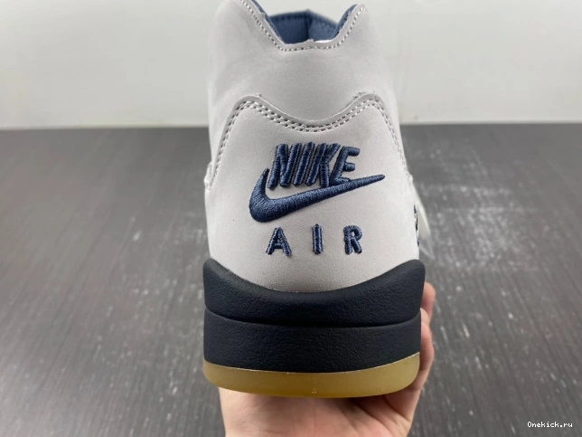 One Kick Jordan Maniere Ma FZ5758-004 x WMNS Air A 5 0815